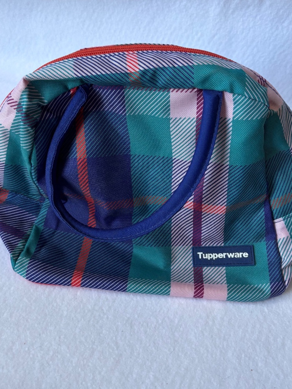 Tupperware Plaid Lunch Bag Tote NWOT Scottish Plaid Tassel